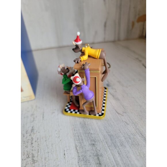 Hallmark kris and the kringles wind up ornament Xmas piano - Picture 6 of 7